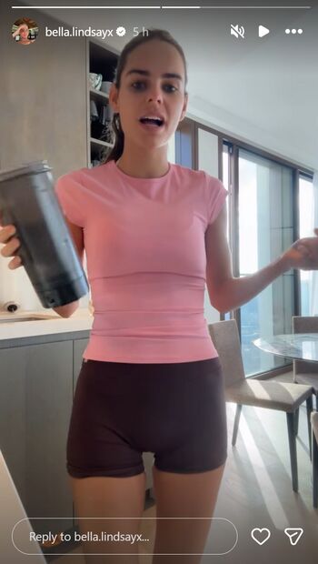 Full leaked Bella lindsayx private onlyfans photo