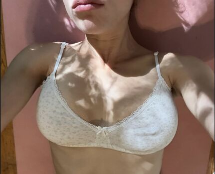 Full leaked Bella ossi private onlyfans photo