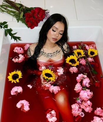 Full leaked Bella poarch private onlyfans photo