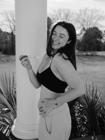 Full leaked Bella robertson private onlyfans photo