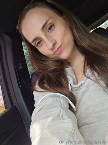 Full leaked Bella rose page private onlyfans photo