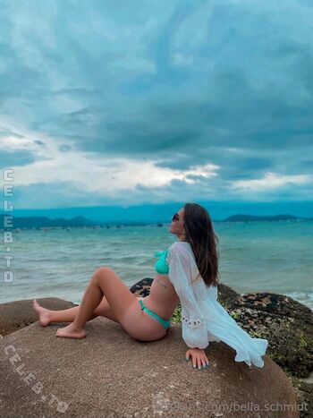 Full leaked Bella schmidt private onlyfans photo