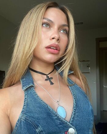 Full leaked Bella shepard page private onlyfans photo