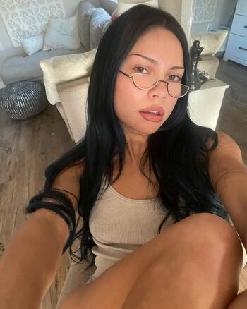 Full leaked Bella shepard page private onlyfans photo