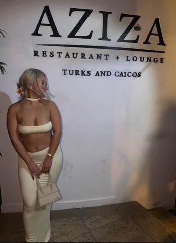 Full leaked Bella thiccc page private onlyfans photo