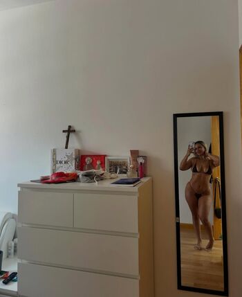 Full leaked Bella thiccc private onlyfans photo