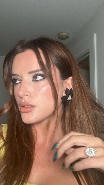 Full leaked Bella thorne page private onlyfans photo