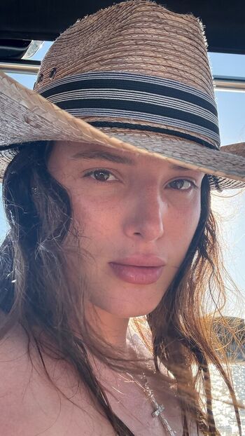 Full leaked Bella thorne private onlyfans photo