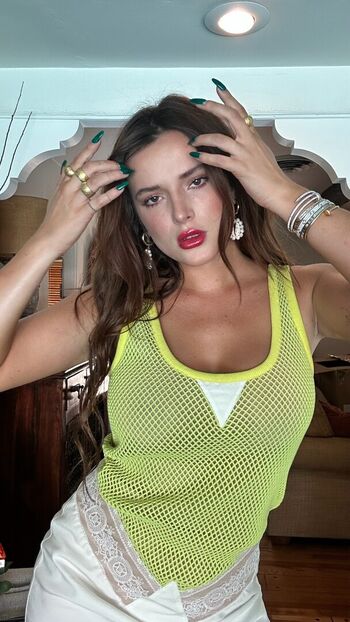 Full leaked Bella thorne private onlyfans photo