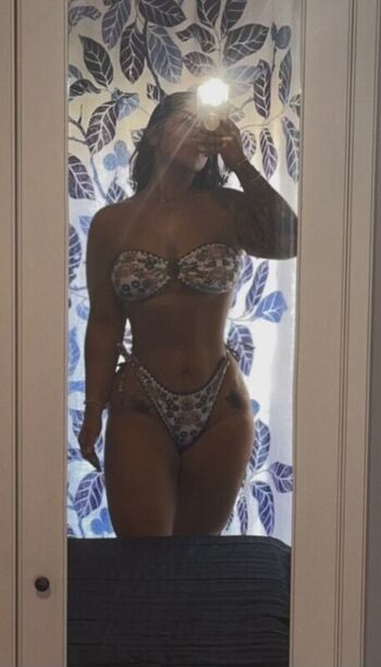 Full leaked Bellabarbellz private onlyfans photo