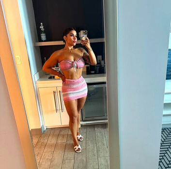 Full leaked Bellabarbellz private onlyfans photo