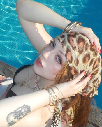 Full leaked Bellabeoir private onlyfans photo