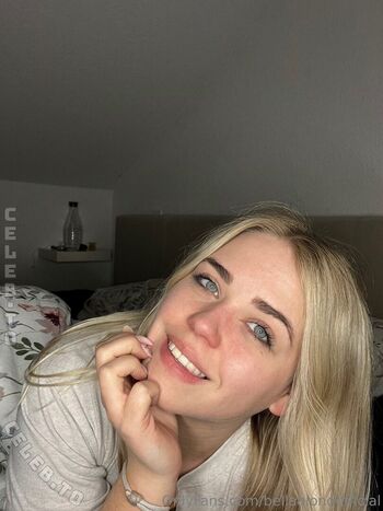 Full leaked Bellablondofficial private onlyfans photo