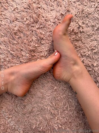 Full leaked Bellaraee private onlyfans photo