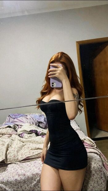 Full leaked Bellassq private onlyfans photo