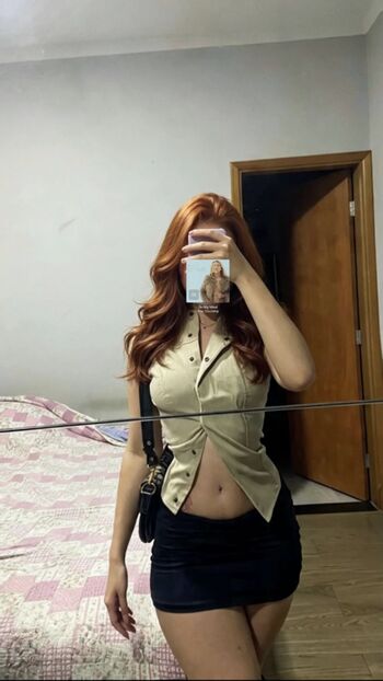 Full leaked Bellassq private onlyfans photo