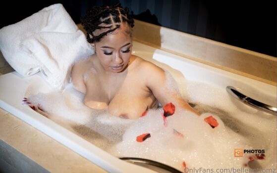 Full leaked Belle bottomz page private onlyfans photo