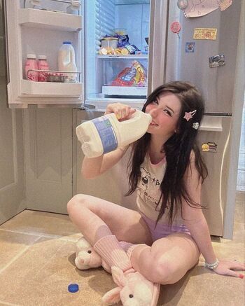 Belle Delphine