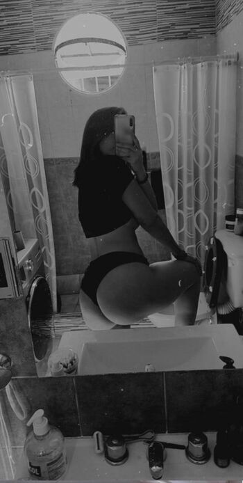 Full leaked Belucoba private onlyfans photo