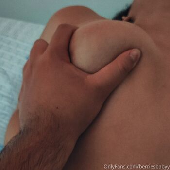 Full leaked Berriesbabyy private onlyfans photo