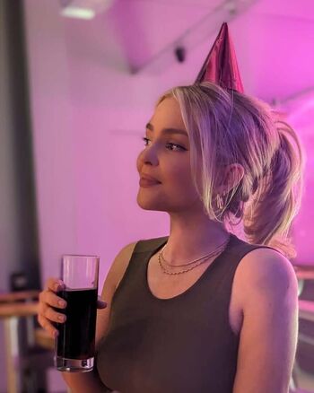 Full leaked Beth mae private onlyfans photo