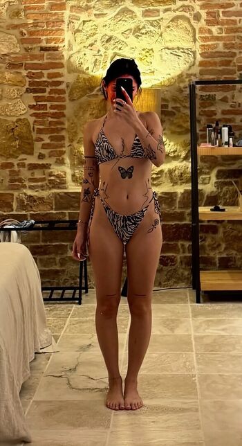 Full leaked Beth sal private onlyfans photo