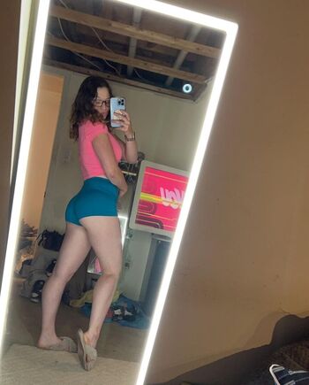 Full leaked Bethmunroemusic private onlyfans photo