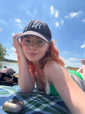 Full leaked Bettydouglas private onlyfans photo