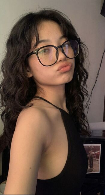 Full leaked Beyzalunaaaa private onlyfans photo