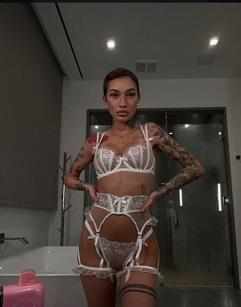 Full leaked Bhad bhabie page private onlyfans photo