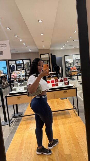 Full leaked Bhadie kelly  page private onlyfans photo