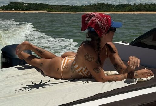 Full leaked Bia siqueira private onlyfans photo