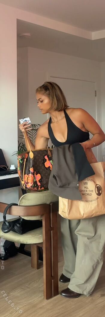 Full leaked Bianca bustamante page private onlyfans photo