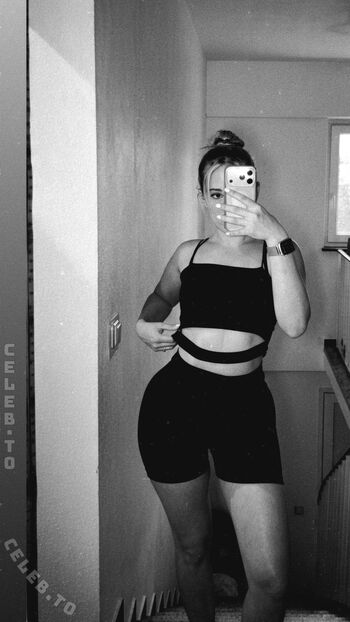 Full leaked Bienmichelle private onlyfans photo