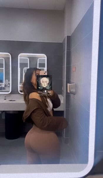 Full leaked Big booty karla private onlyfans photo