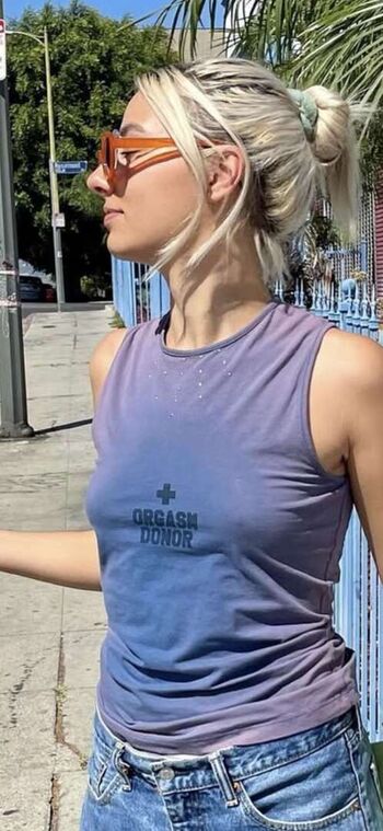 Full leaked Bigalsmowing private onlyfans photo