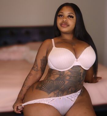 Full leaked Bigbodybenz private onlyfans photo