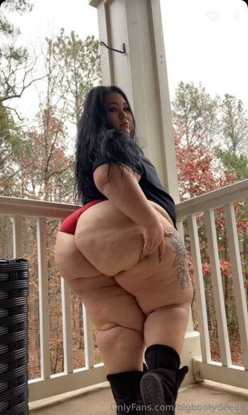 Full leaked Bigbootydee private onlyfans photo
