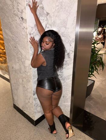 bigbootykyy