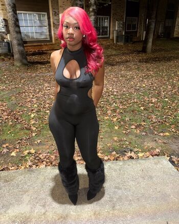 Full leaked Bigbootykyy private onlyfans photo