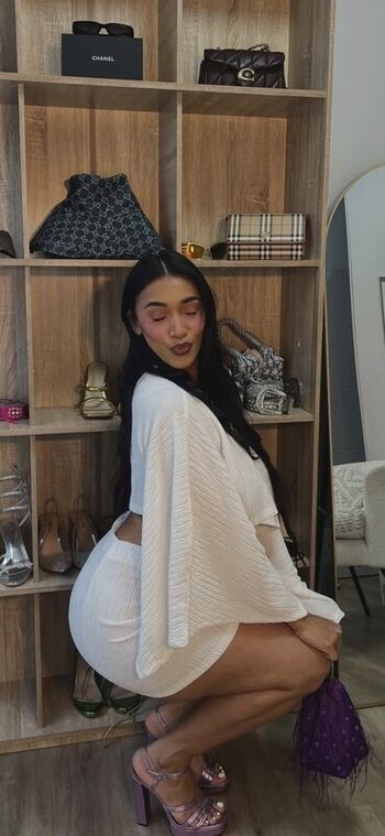 Full leaked Bigdiamondgirl private onlyfans photo