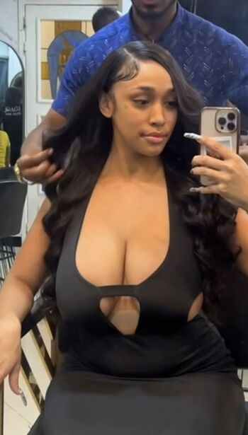 Bigdiamondgirl,
