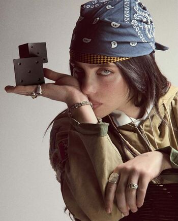 Full leaked Billie eilish  page private onlyfans photo