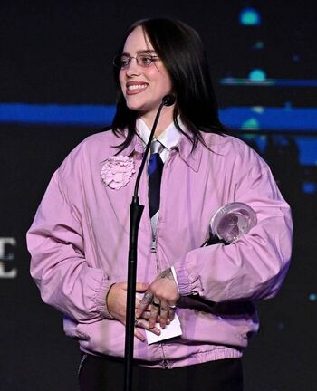 Full leaked Billie eilish  page private onlyfans photo