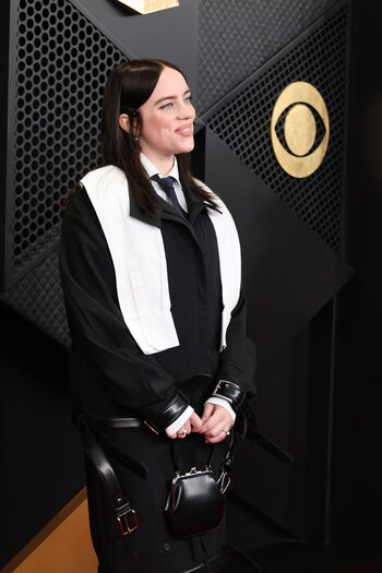 Full leaked Billie eilish  page private onlyfans photo