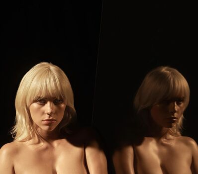 Full leaked Billie eilish  page private onlyfans photo