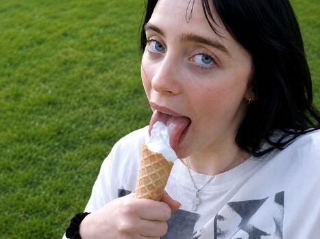 Full leaked Billie eilish private onlyfans photo