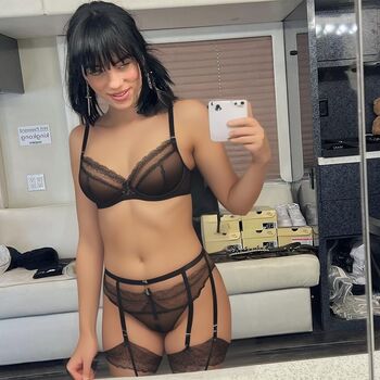 Full leaked Billie eilish  page private onlyfans photo