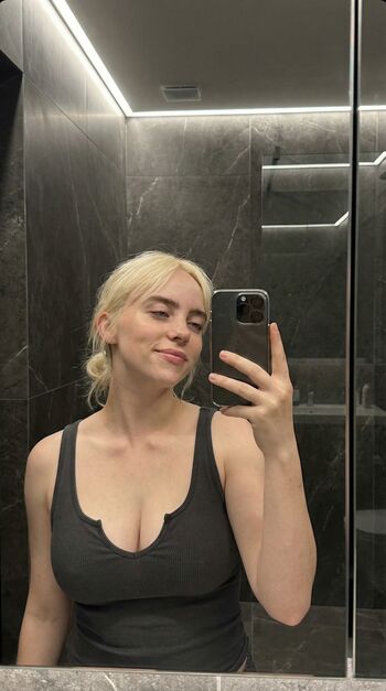 Full leaked Billie eilish fake page private onlyfans photo
