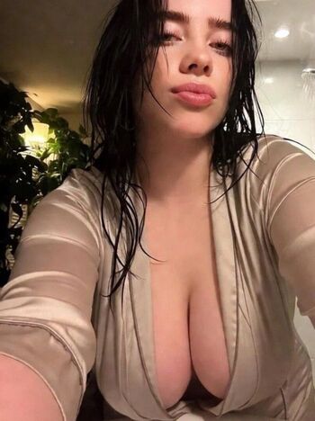 Billie Eilish Fake